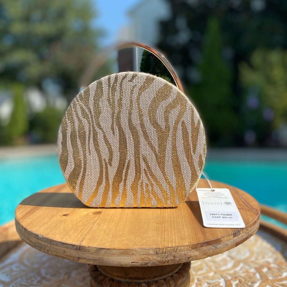 Urban Expressions NWT Cream/Gold Zebra Mini Bag